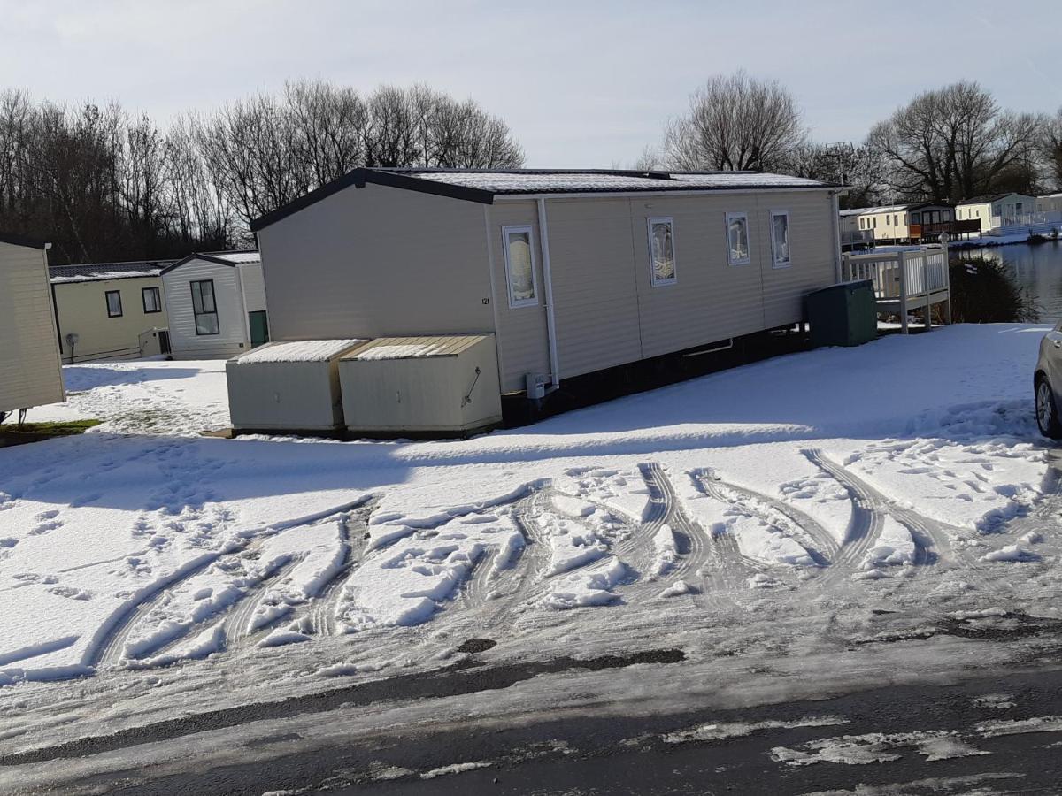 Caravan In The Cotswolds Villa Cirencester Exterior foto
