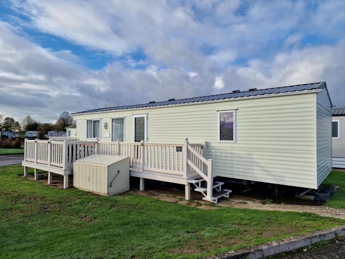 Caravan In The Cotswolds Villa Cirencester Exterior foto