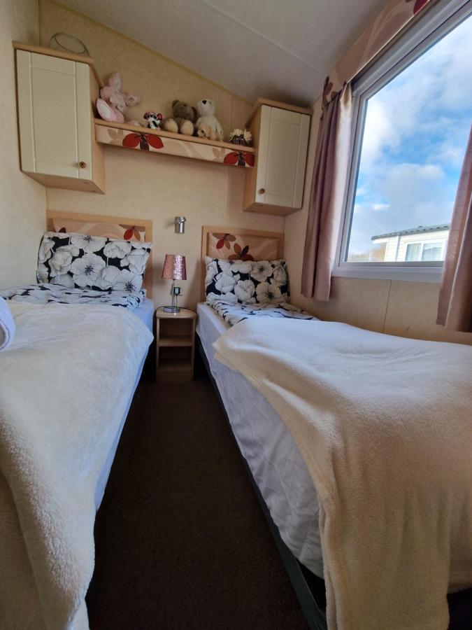 Caravan In The Cotswolds Villa Cirencester Exterior foto