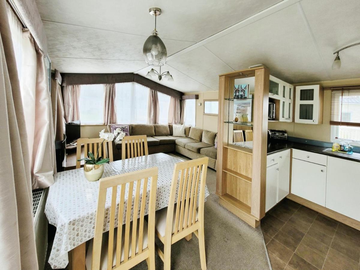 Caravan In The Cotswolds Villa Cirencester Exterior foto
