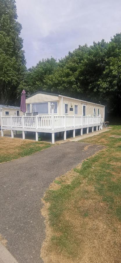 Caravan In The Cotswolds Villa Cirencester Exterior foto