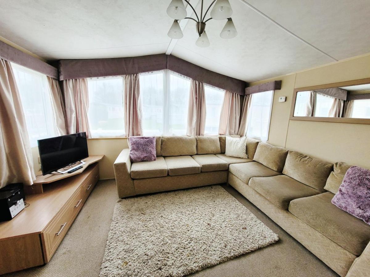 Caravan In The Cotswolds Villa Cirencester Exterior foto