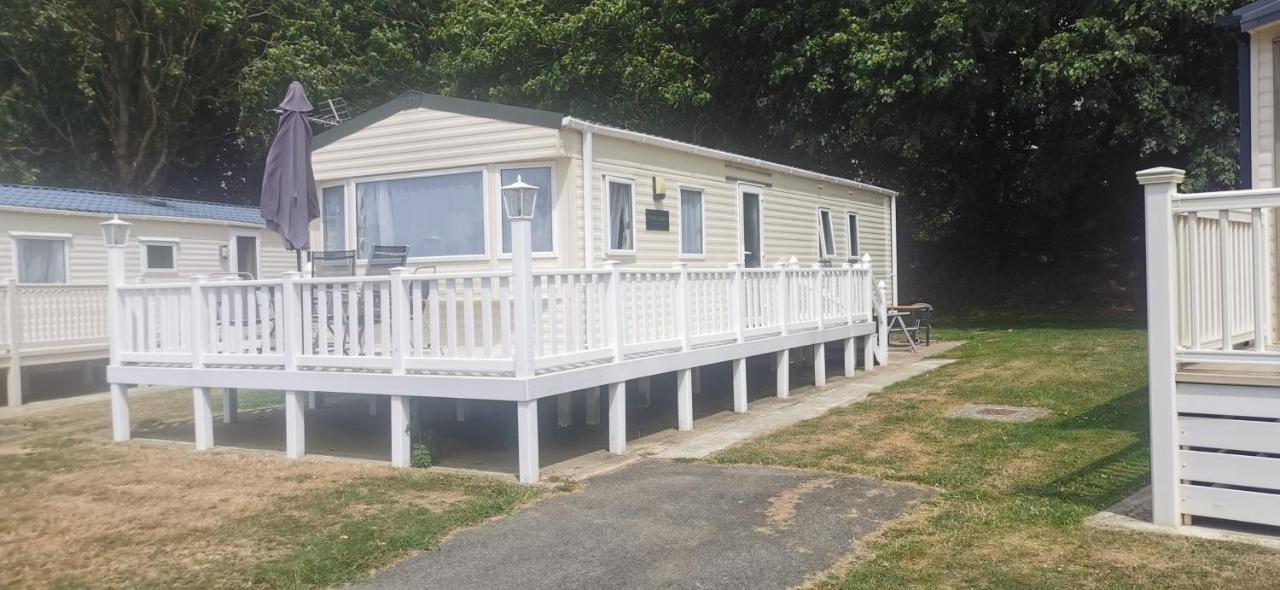 Caravan In The Cotswolds Villa Cirencester Exterior foto