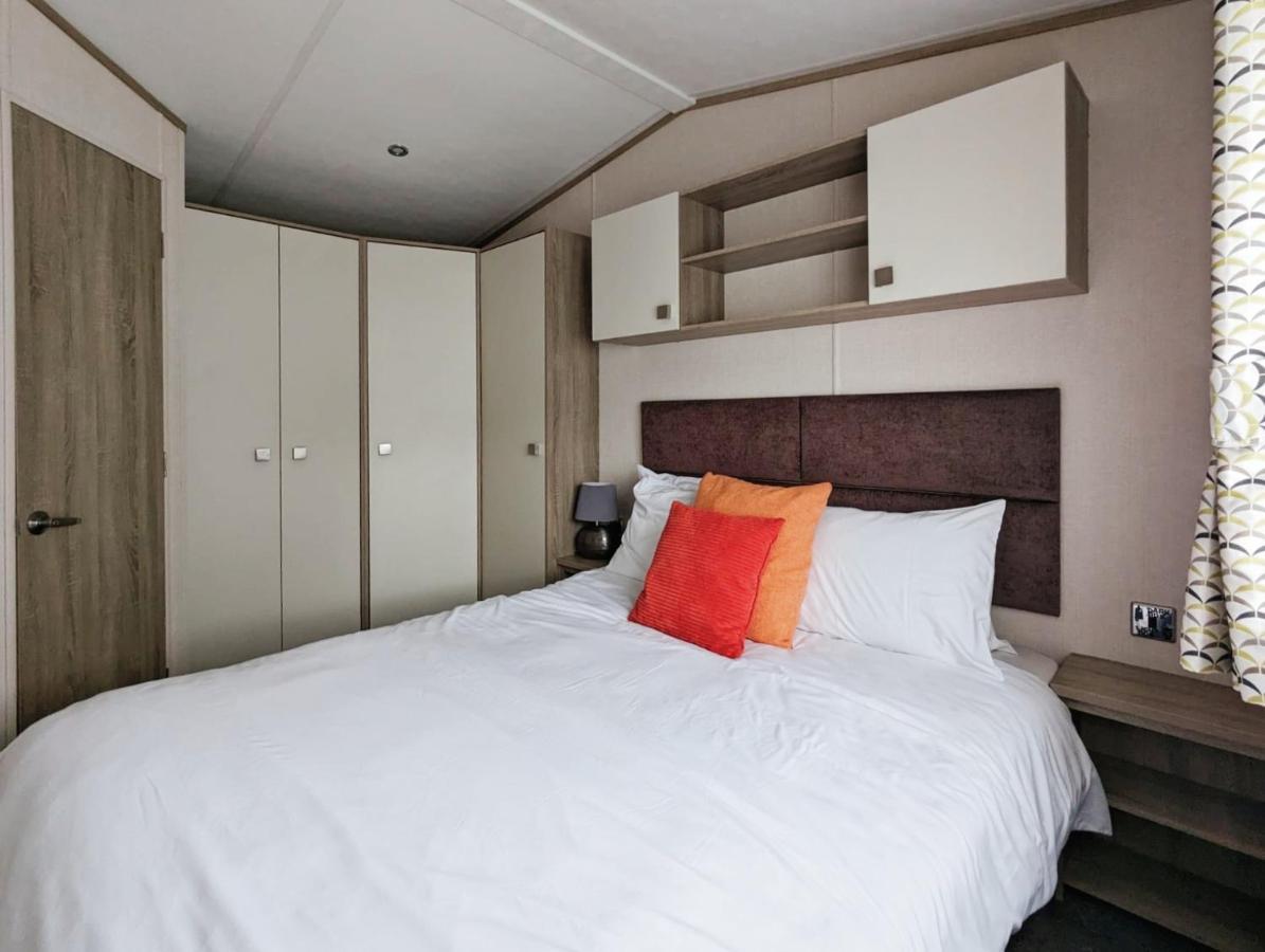 Caravan In The Cotswolds Villa Cirencester Exterior foto
