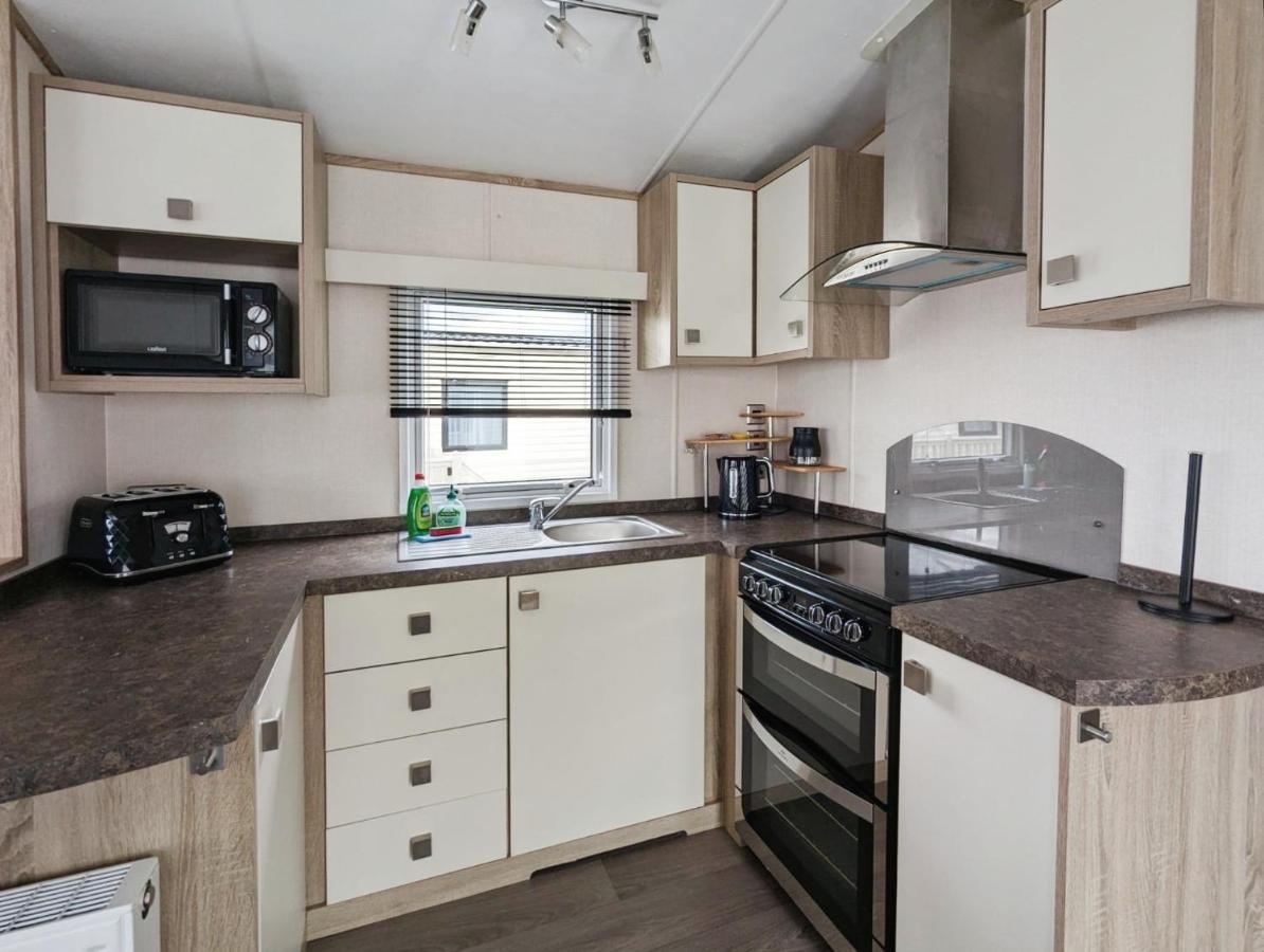 Caravan In The Cotswolds Villa Cirencester Exterior foto